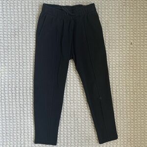 A&F boys 7/8 sweatpants